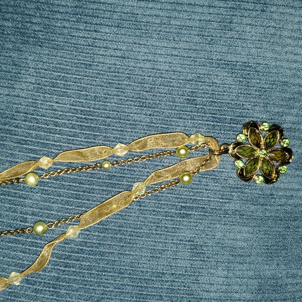 Vintage 1928 double strand necklace